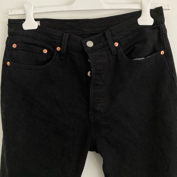 Levis black red-tab, button fly, five-pocket, 501 jeans, W28/L30 - Picture 3 of 9